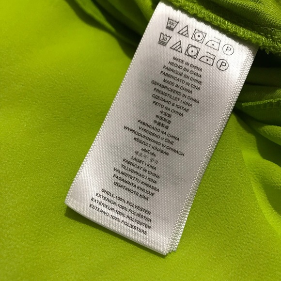 Micheal Kors Lime Green V Neck Sleeveless Top - Picture 4 of 6